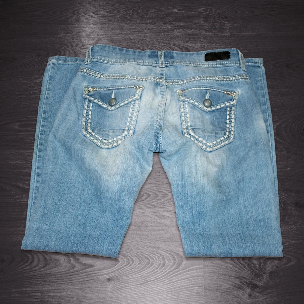 Daytrip ~ Leo Bootcut ~ Most Comfortable ~ Size 29/R